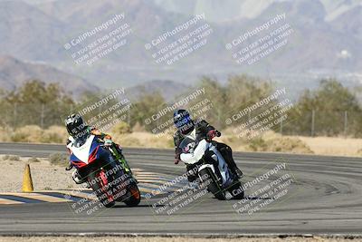 media/Dec-04-2025-Racers Edge (Thu) [[5ebc9f124d]]/3-B Group/1-Session 1 (Turn 7)/